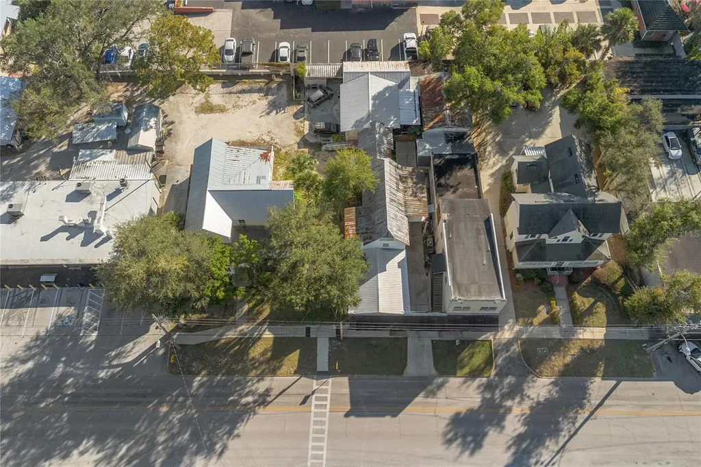 128 E Rich Avenue Deland FL 32724