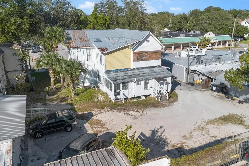 128 E Rich Avenue Deland FL 32724