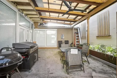 128 E Rich Avenue Deland FL 32724