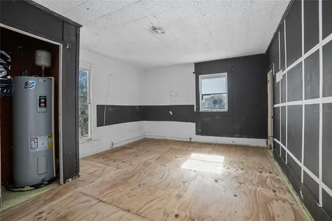 128 E Rich Avenue Deland FL 32724