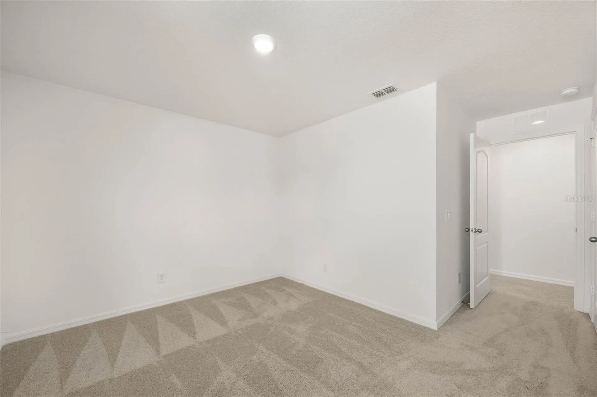 685 Poppy Lane Dundee FL 33838