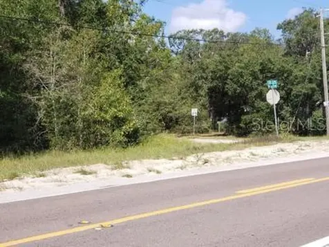 341 S County Road 315 Interlachen FL 32148