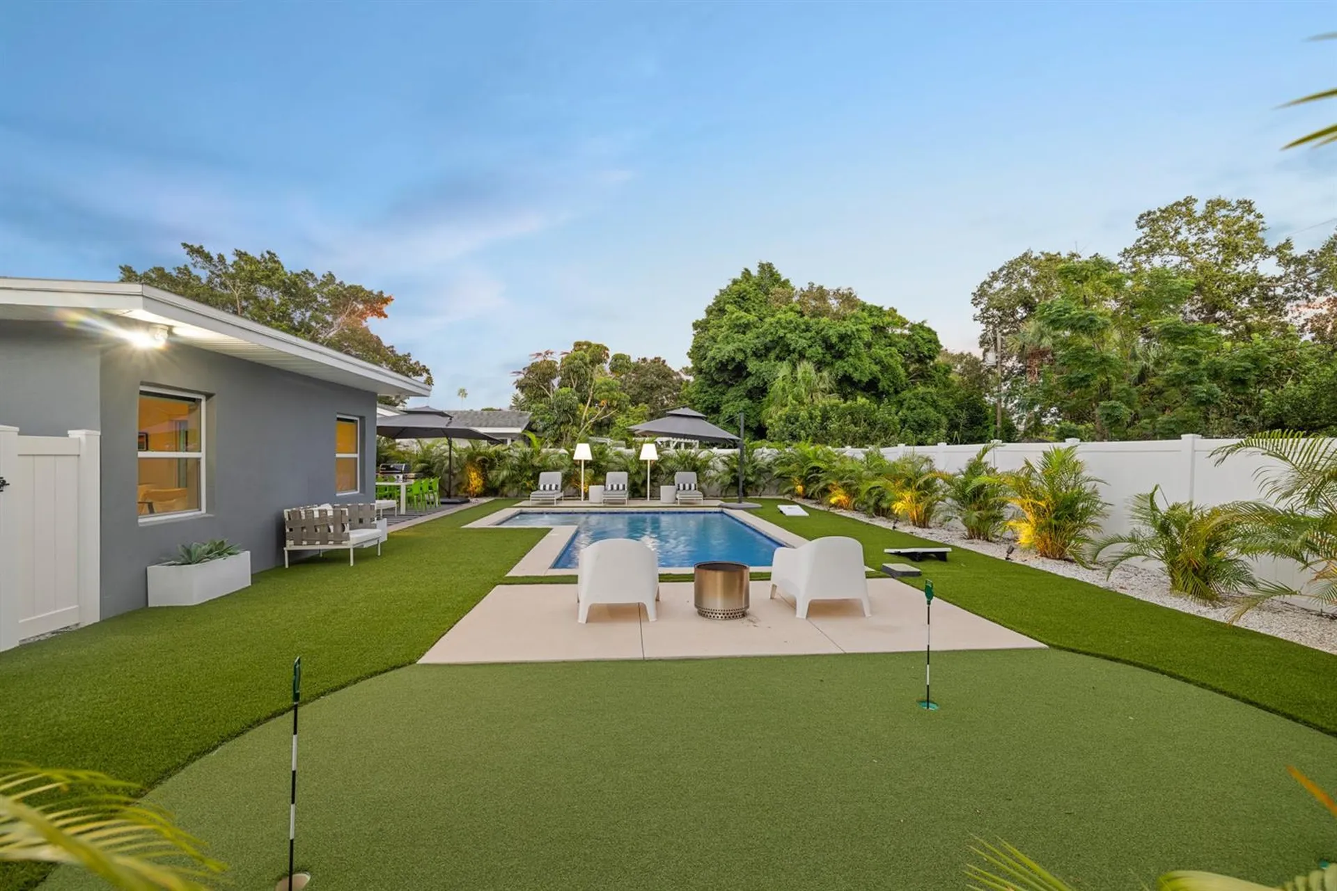 2160 Sunnyside Place Sarasota FL 34239