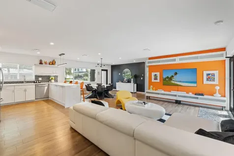 2160 Sunnyside Place Sarasota FL 34239
