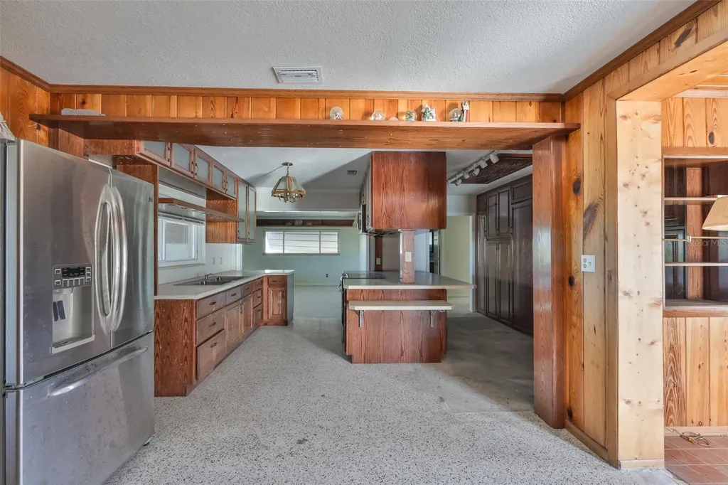 1706 Saffold Park Drive Ruskin FL 33570