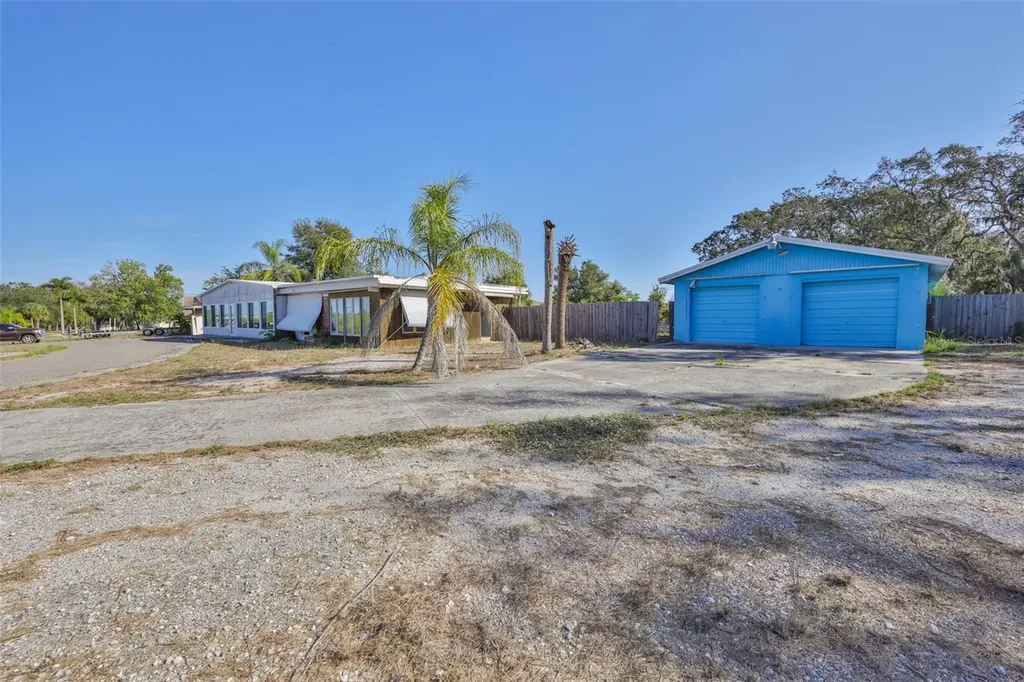 1706 Saffold Park Drive Ruskin FL 33570