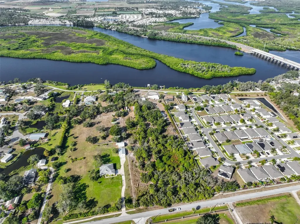 1706 Saffold Park Drive Ruskin FL 33570