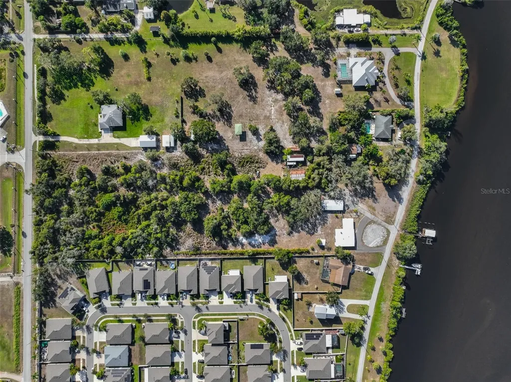 1706 Saffold Park Drive Ruskin FL 33570