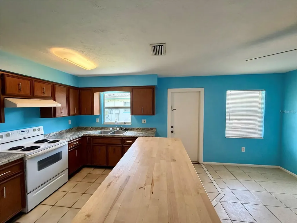 2507 Terry Lane Sarasota FL 34231
