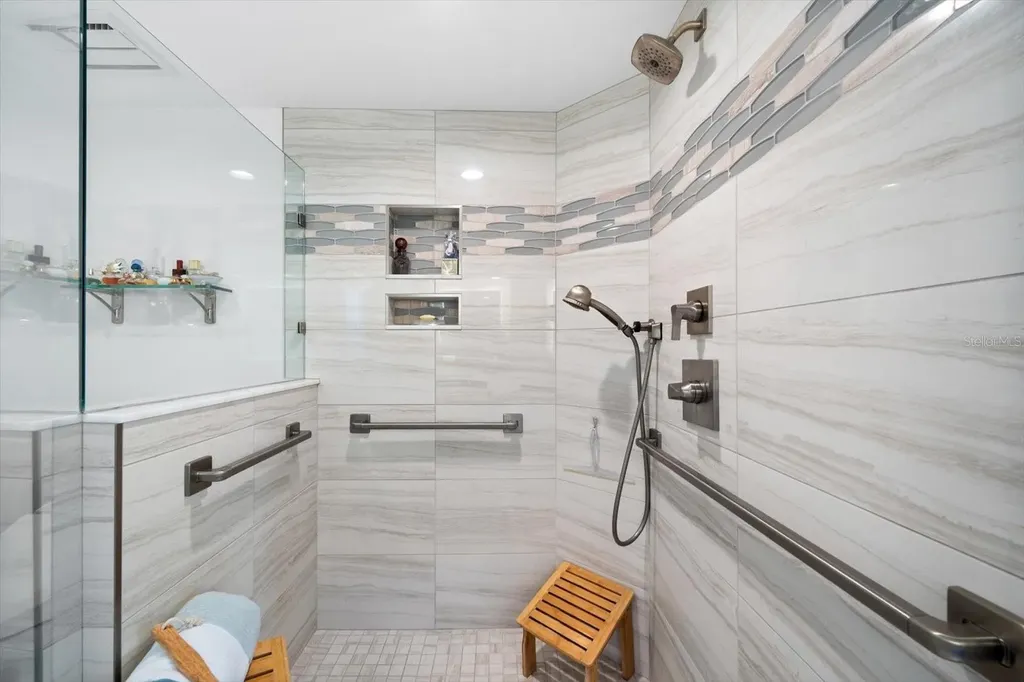 71 Tidy Island Boulevard Bradenton FL 34210