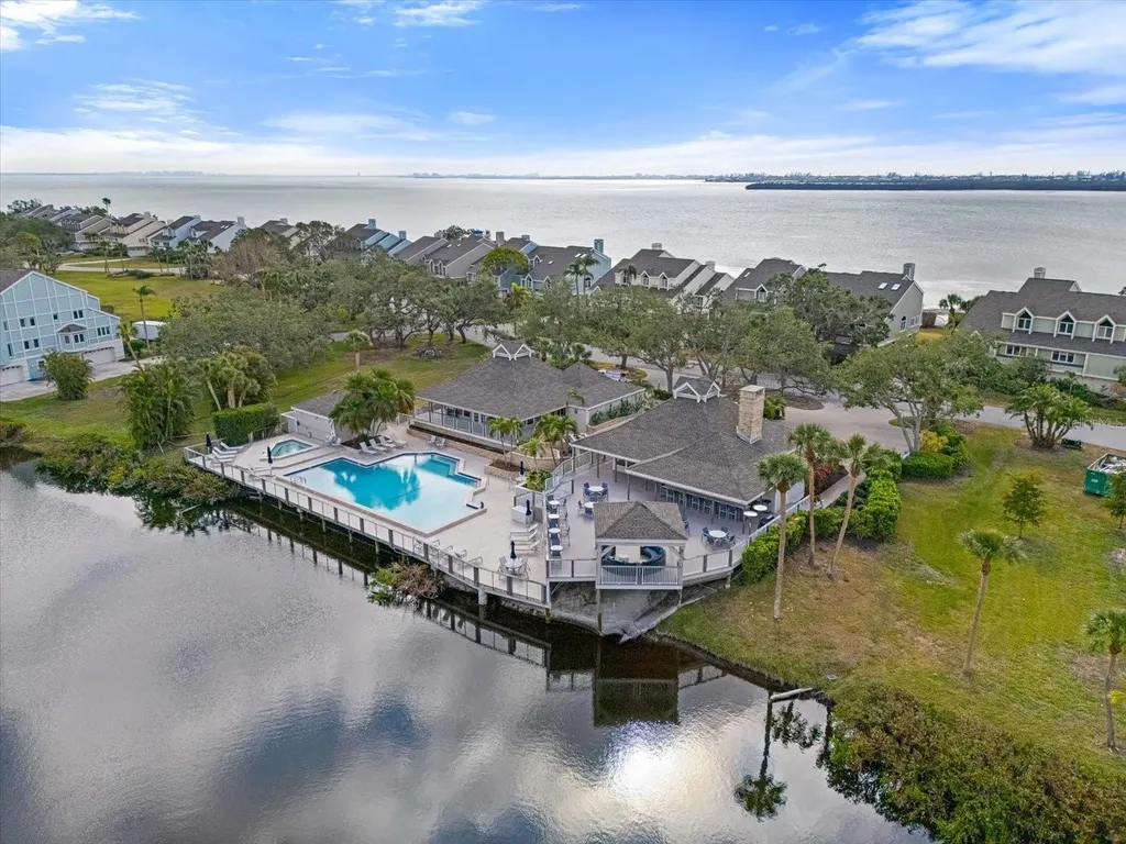 71 Tidy Island Boulevard Bradenton FL 34210