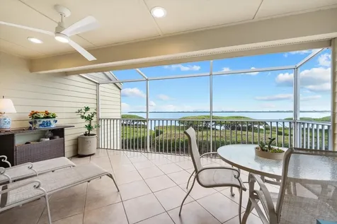 71 Tidy Island Boulevard Bradenton FL 34210
