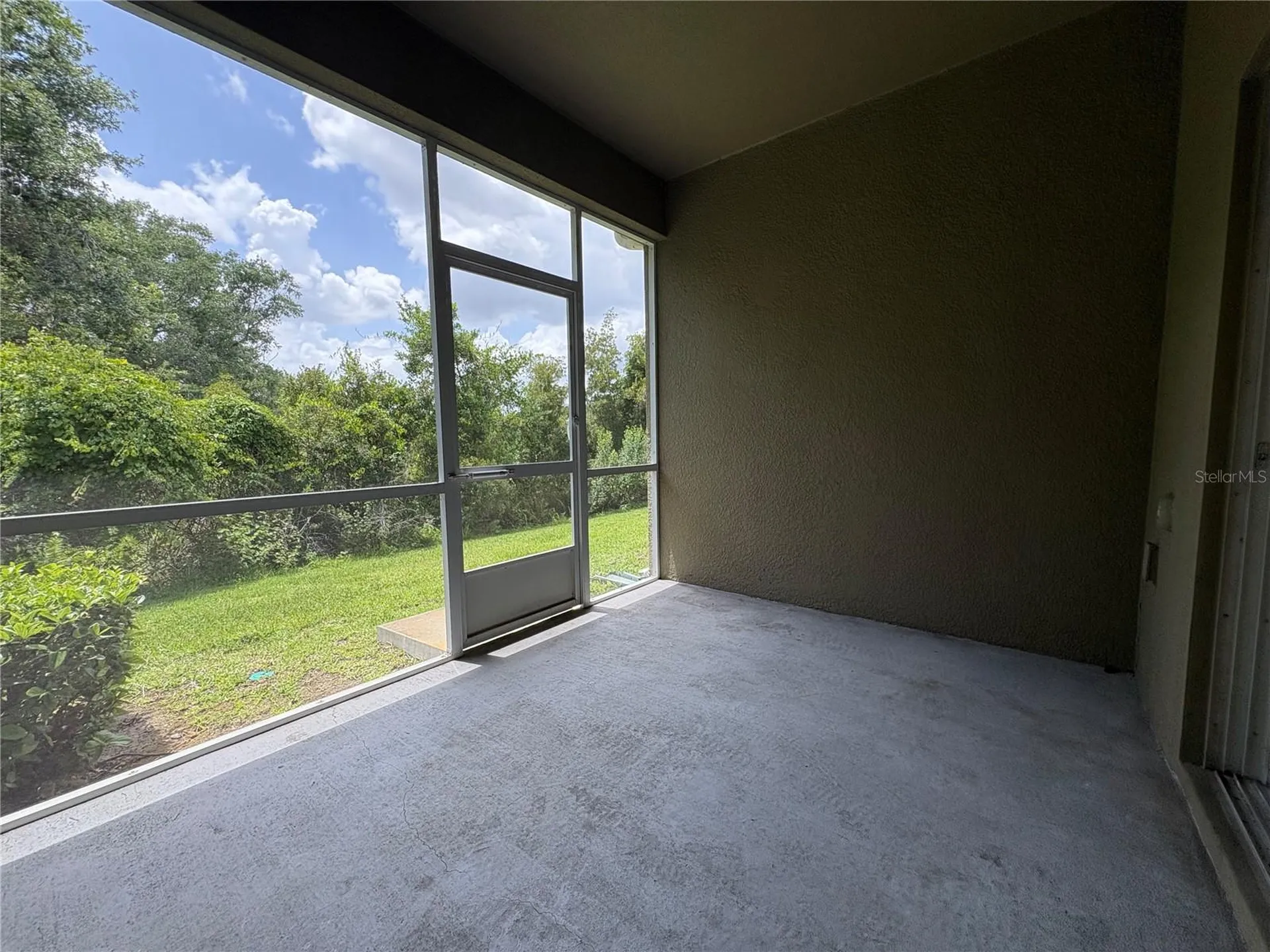 2427 Willimette Drive Wesley Chapel FL 33543