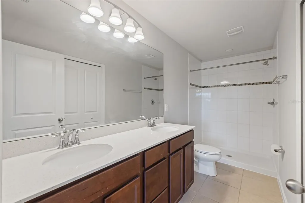 10705 Verawood Drive Riverview FL 33579