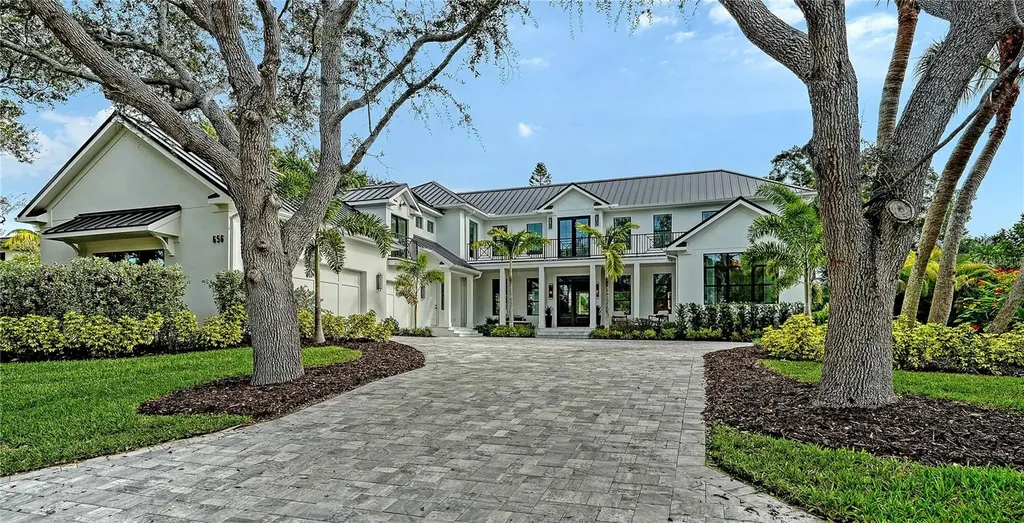 656 Tropical Circle Sarasota FL 34242