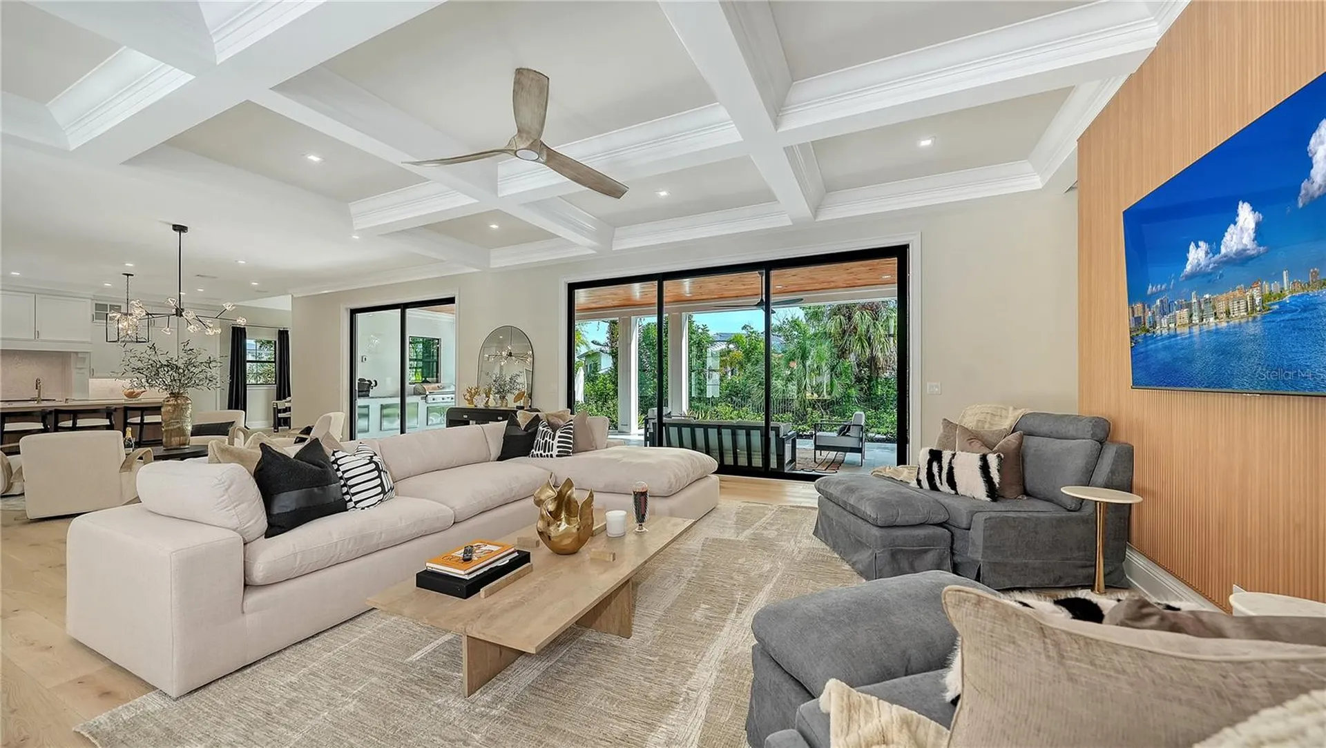 656 Tropical Circle Sarasota FL 34242