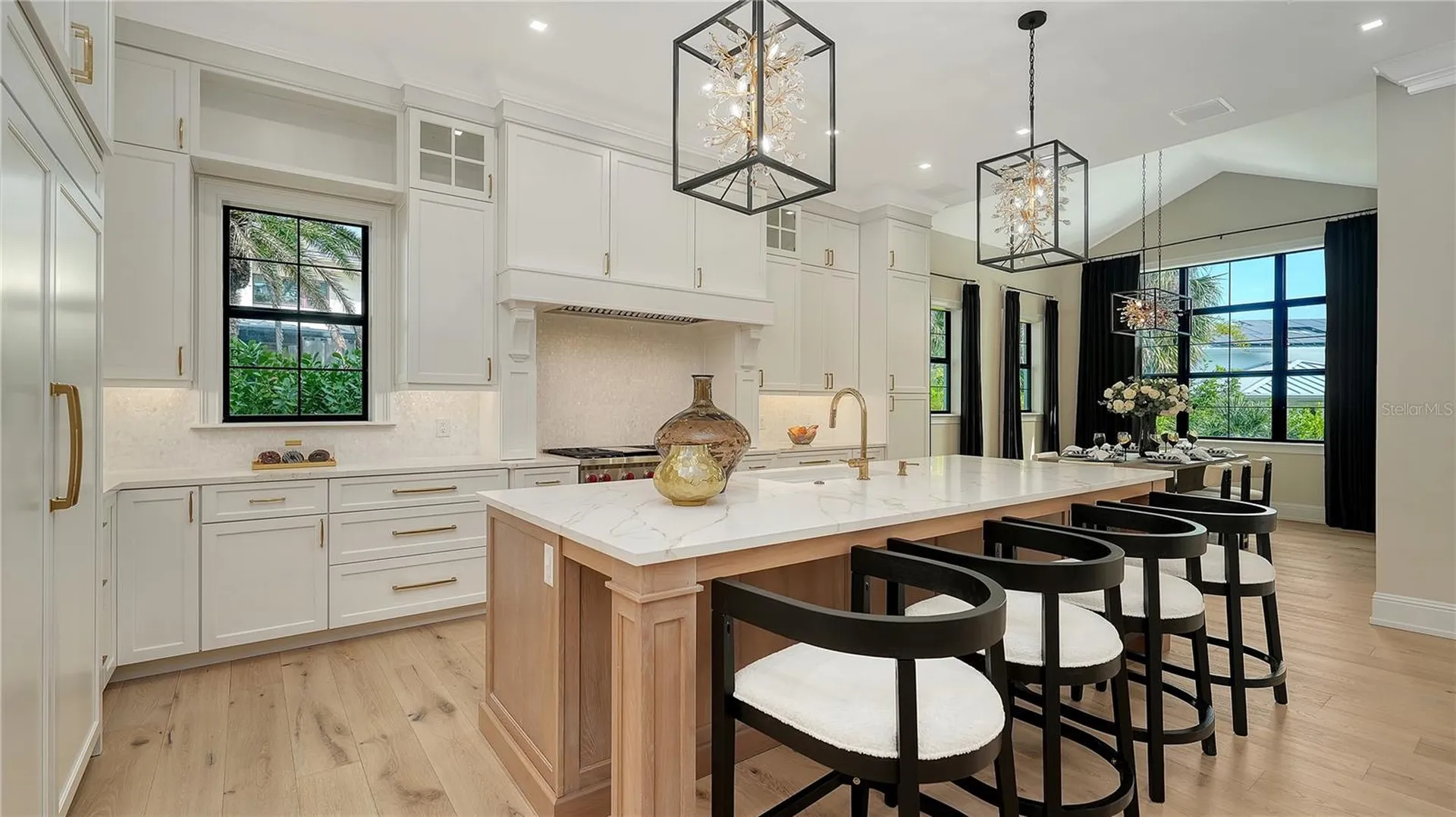 656 Tropical Circle Sarasota FL 34242