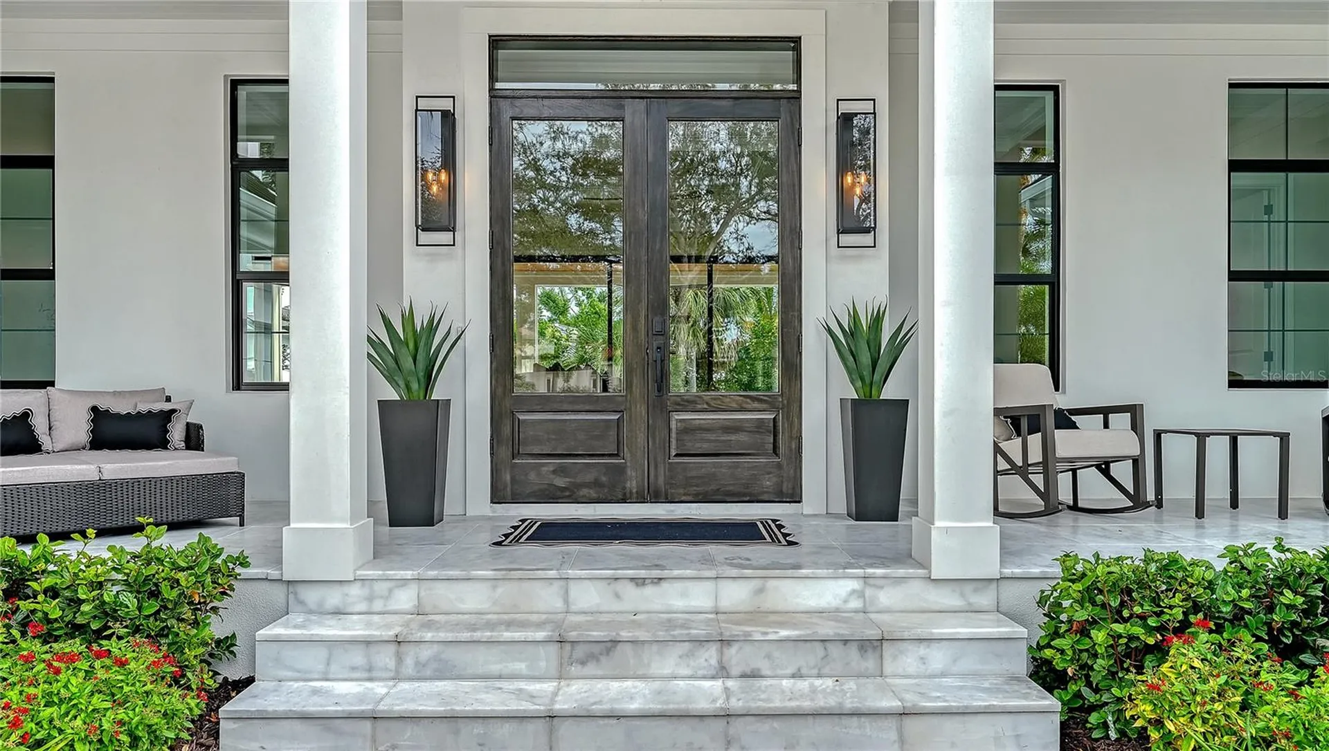 656 Tropical Circle Sarasota FL 34242
