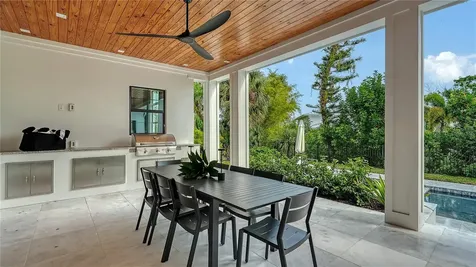 656 Tropical Circle Sarasota FL 34242