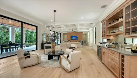 656 Tropical Circle Sarasota FL 34242