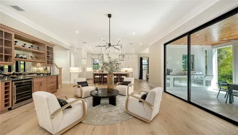 656 Tropical Circle Sarasota FL 34242