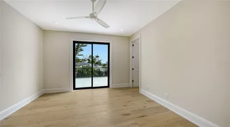 656 Tropical Circle Sarasota FL 34242
