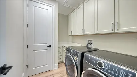 656 Tropical Circle Sarasota FL 34242