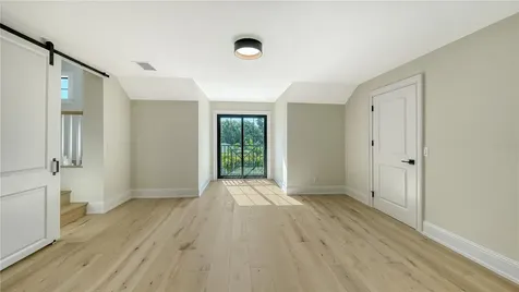 656 Tropical Circle Sarasota FL 34242