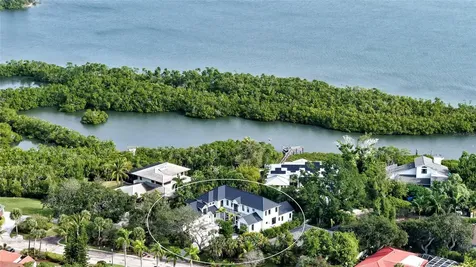 656 Tropical Circle Sarasota FL 34242