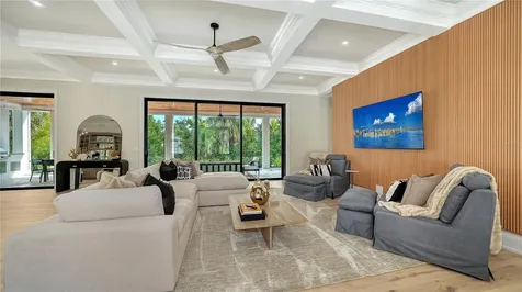 656 Tropical Circle Sarasota FL 34242