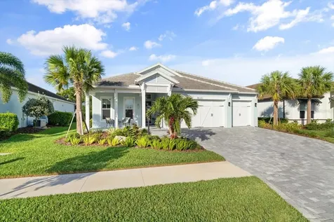 8281 Grande Shores Drive Sarasota FL 34240