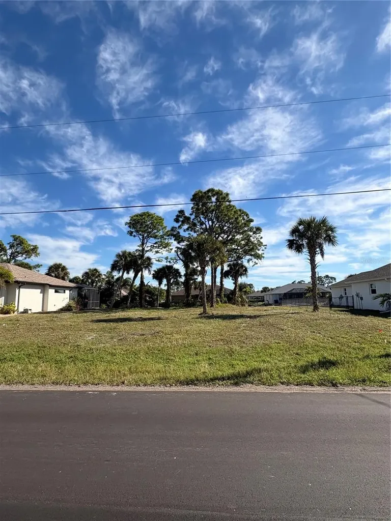 263 Broadmoor Lane Rotonda West FL 33947