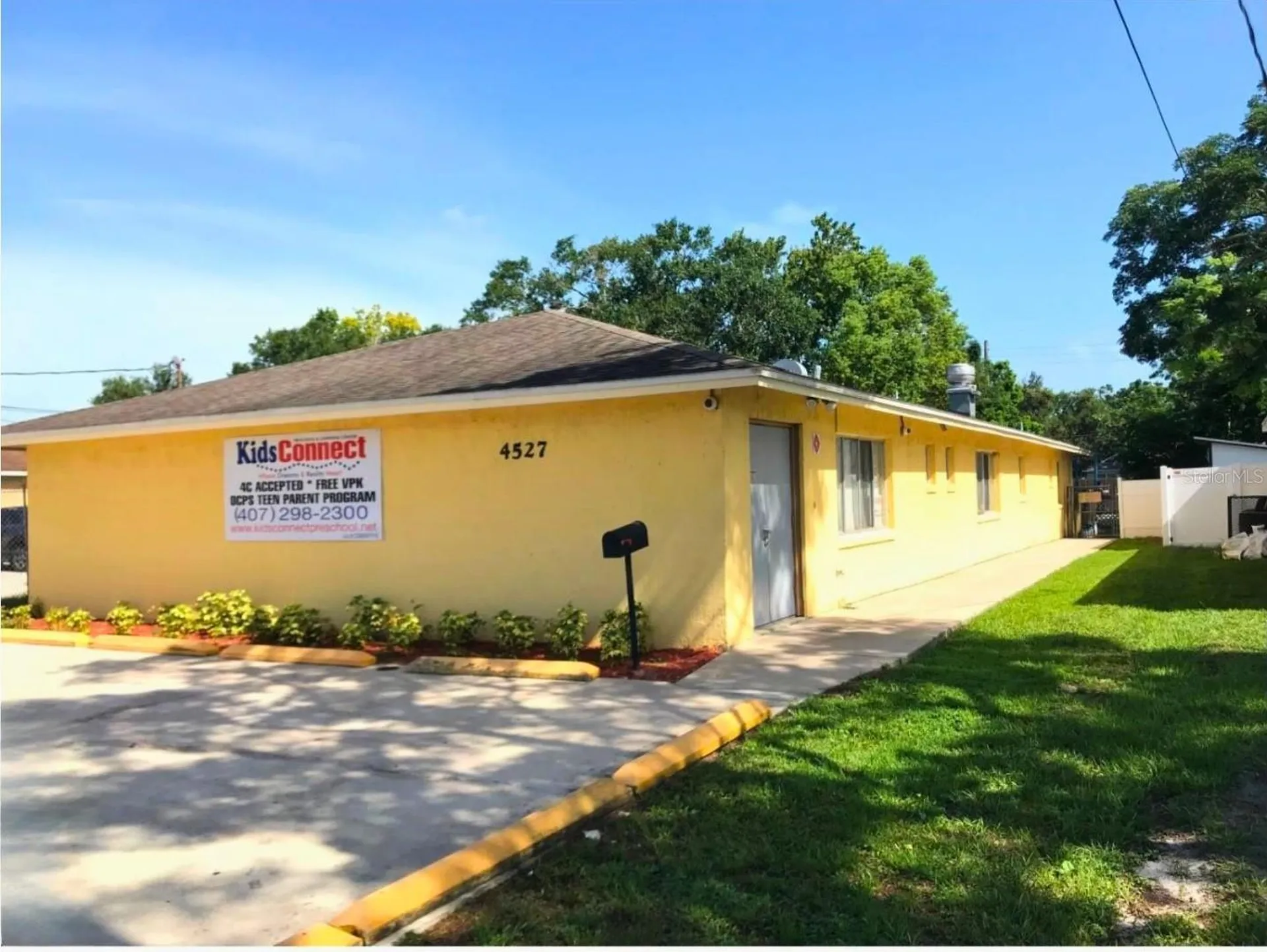 4527 Carter Street Orlando FL 32811