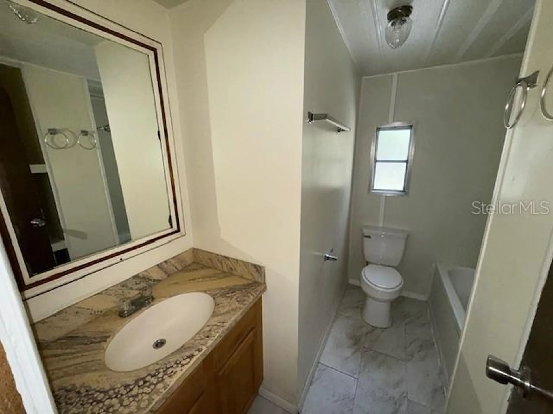 10859 SE 131st Place Ocklawaha FL 32179