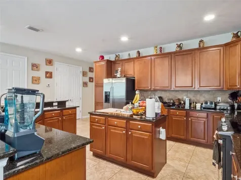 7991 Esta Lane Orlando FL 32827