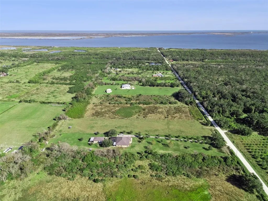 0 Huntington Avenue Mims FL 32754