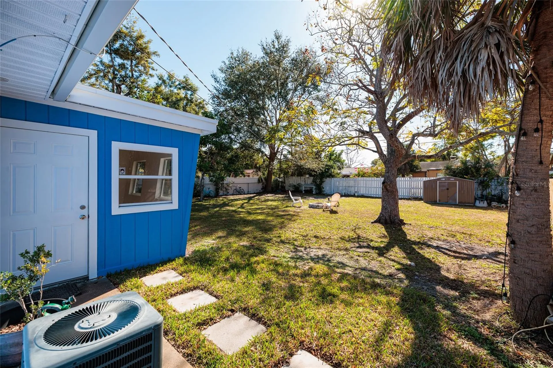 704 72nd Avenue N St Petersburg FL 33702