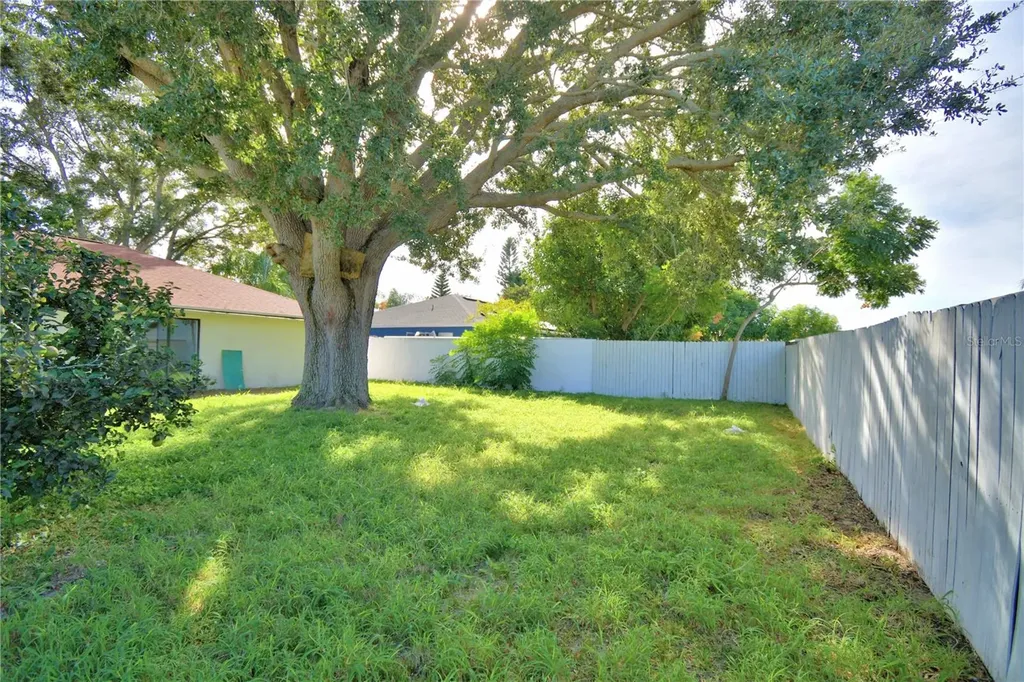 373 Lake Daisy Circle Winter Haven FL 33884