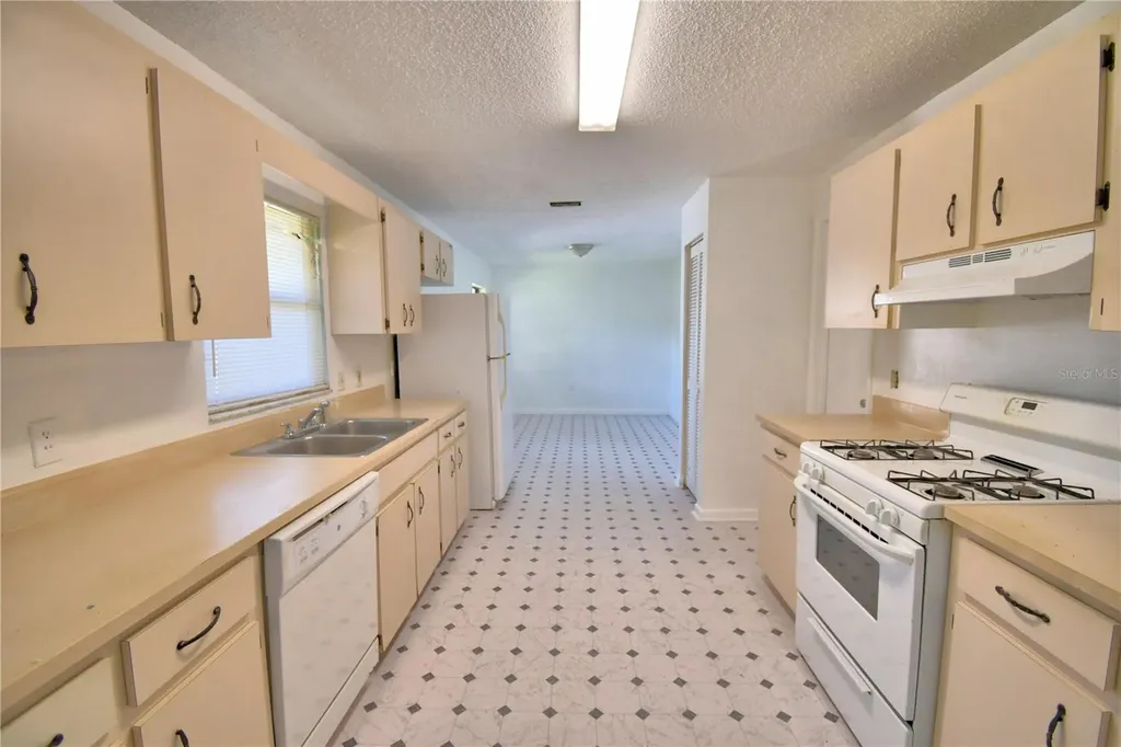 373 Lake Daisy Circle Winter Haven FL 33884