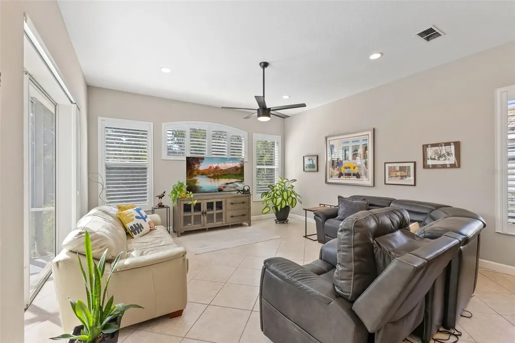 6840 Coyote Ridge Court Bradenton FL 34201