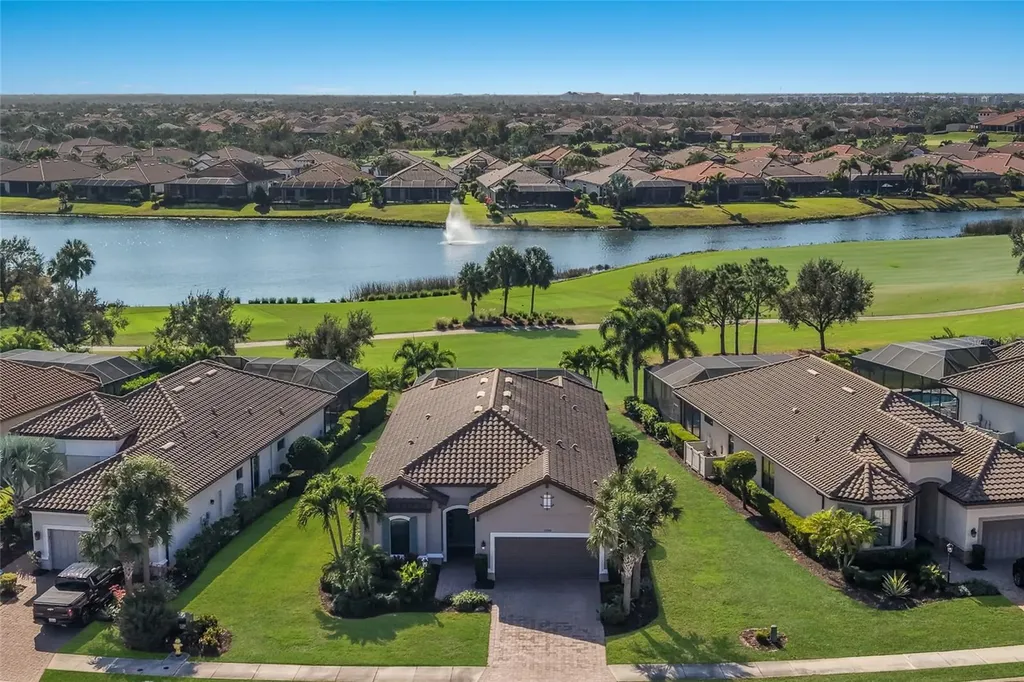 13204 Sorrento Way Lakewood Ranch FL 34211