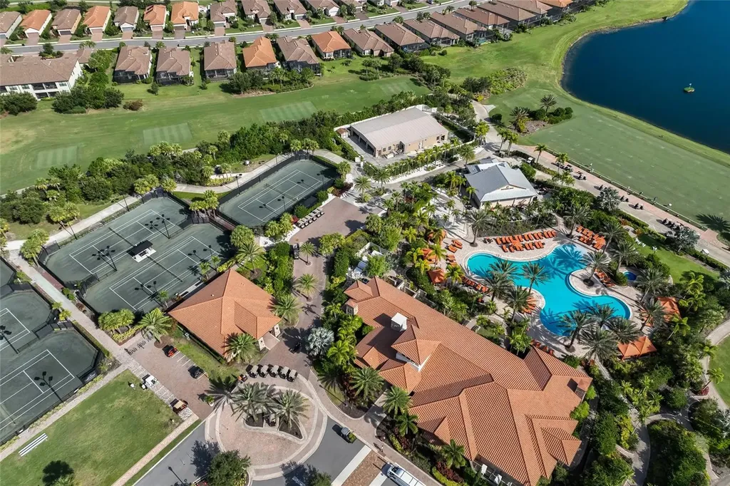 13204 Sorrento Way Lakewood Ranch FL 34211