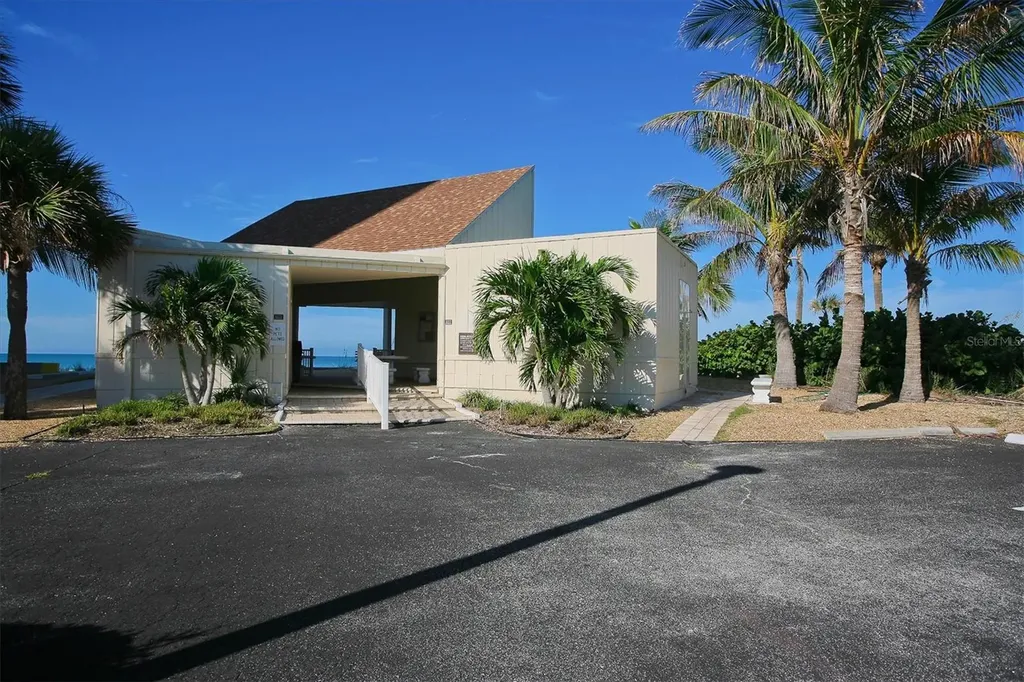 4370 Chatham Drive Longboat Key FL 34228