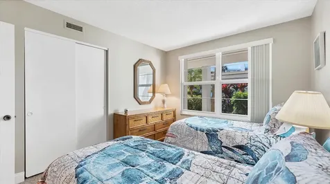4370 Chatham Drive Longboat Key FL 34228