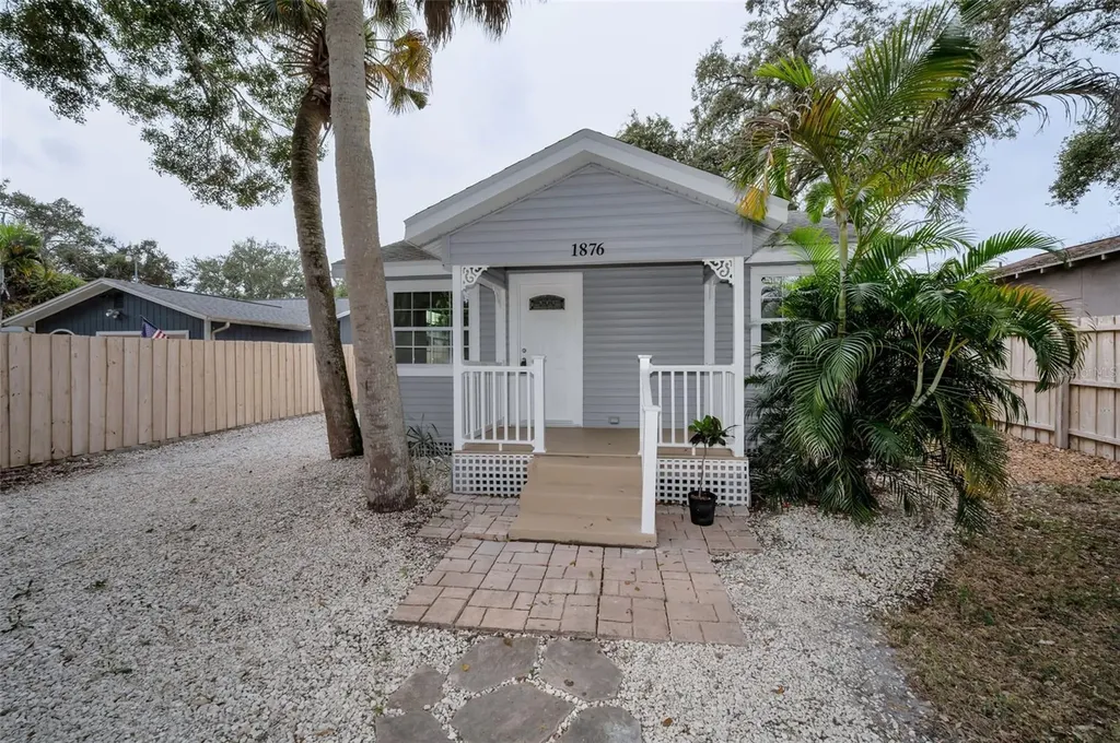 1876 Sylvan Drive Clearwater FL 33755