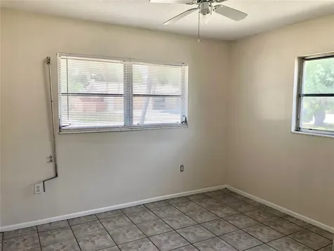 804 67th Avenue Terrace W Bradenton FL 34207