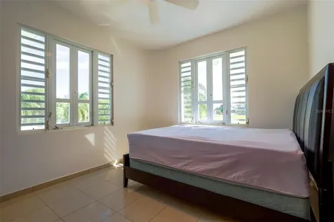 13.4 Carretera 110 Aguadilla PR 00603