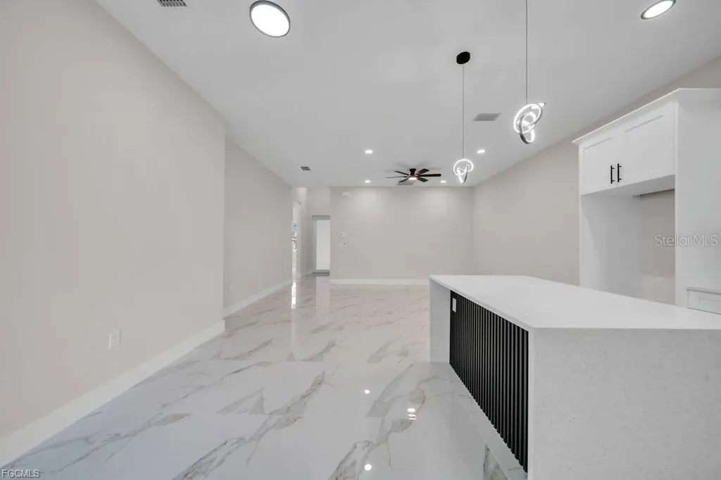 4648/4650 Leonard Boulevard S Lehigh Acres FL 33973