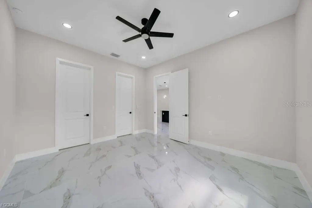 4648/4650 Leonard Boulevard S Lehigh Acres FL 33973