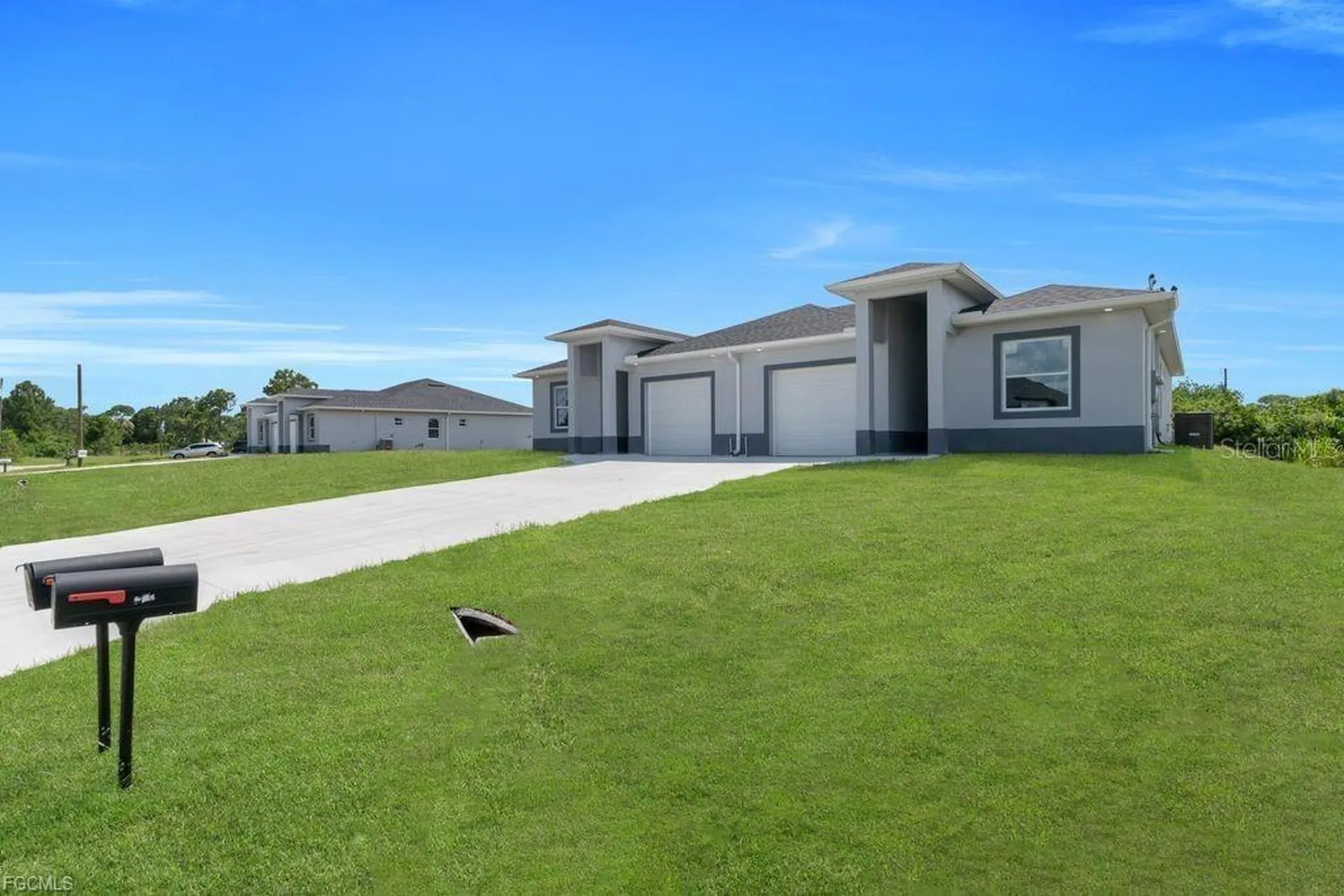 4648/4650 Leonard Boulevard S Lehigh Acres FL 33973
